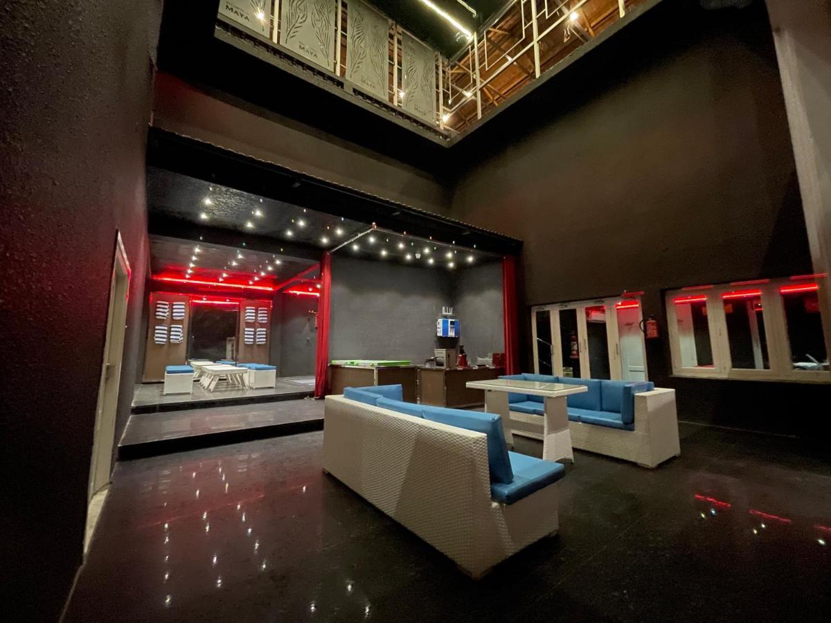 Bellani Villa Maya Puduccseri Kültér fotó